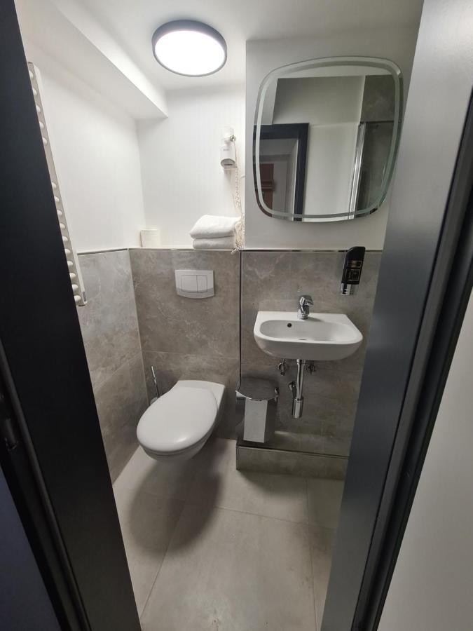 Altan Hotel Hamburg Ngoại thất bức ảnh