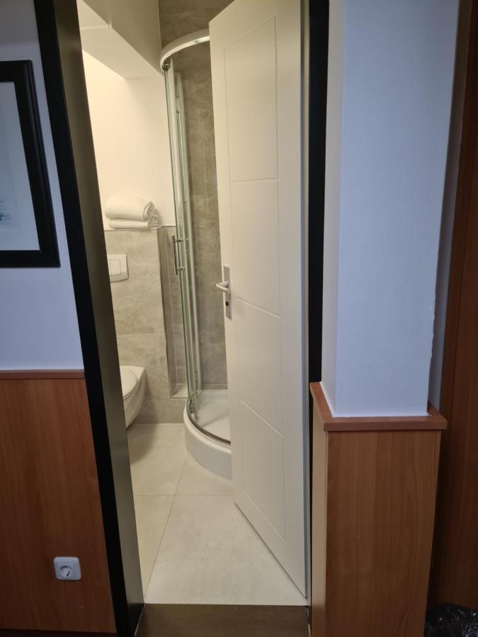 Altan Hotel Hamburg Ngoại thất bức ảnh