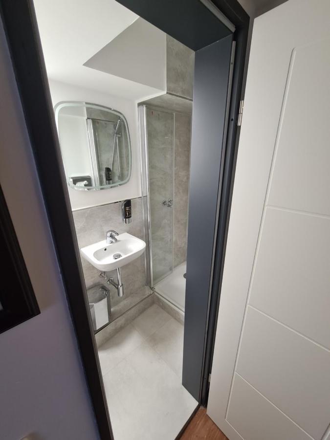 Altan Hotel Hamburg Ngoại thất bức ảnh