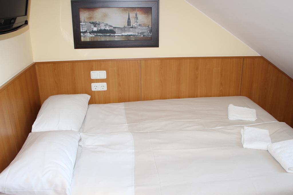 Altan Hotel Hamburg Ngoại thất bức ảnh