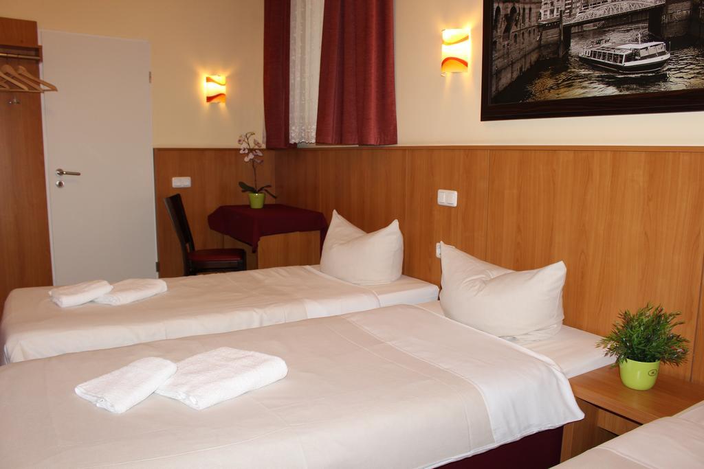 Altan Hotel Hamburg Ngoại thất bức ảnh
