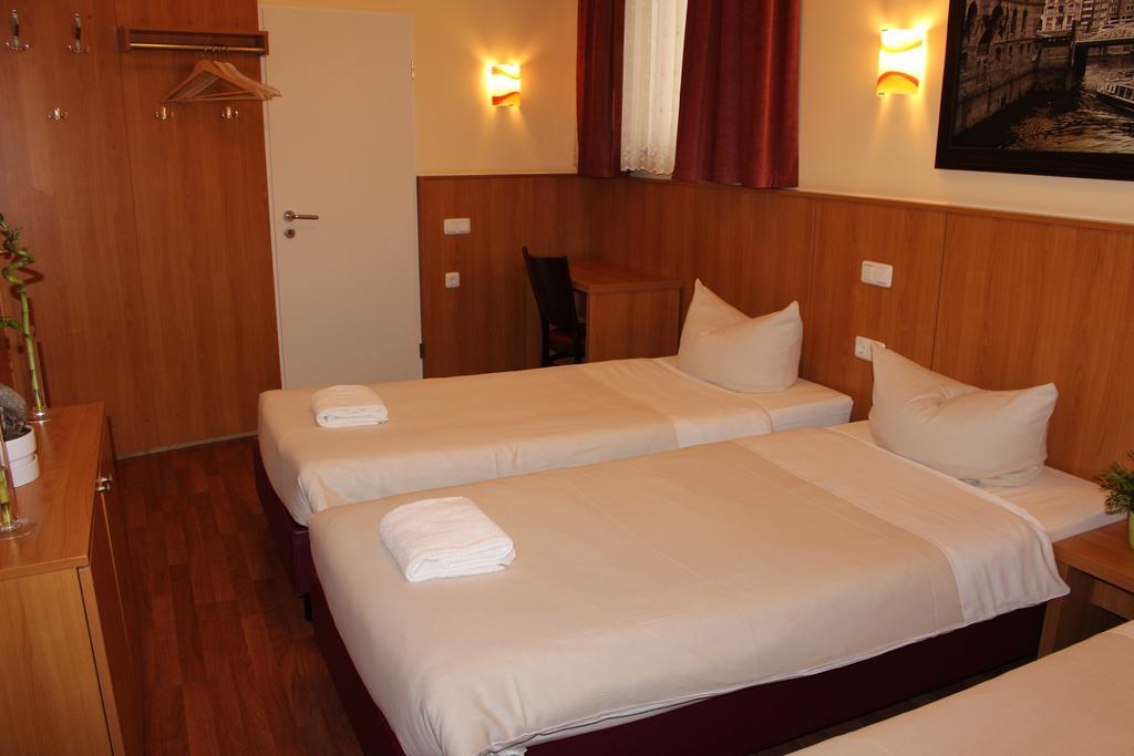 Altan Hotel Hamburg Ngoại thất bức ảnh